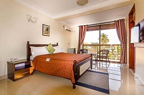 Deluxe Double Room with Balcony