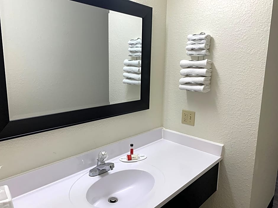 Super 8 by Wyndham Spokane Valley