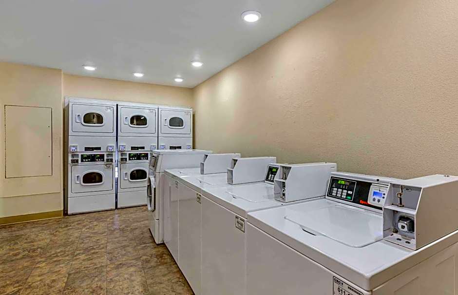 Extended Stay America Select Suites - Cleveland - Mentor