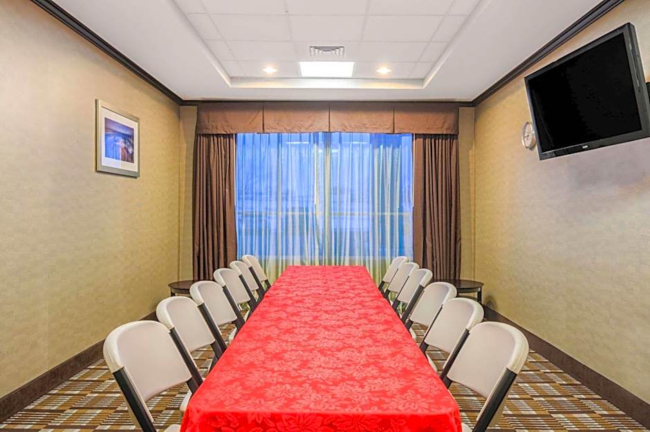 La Quinta Inn & Suites by Wyndham Glendive