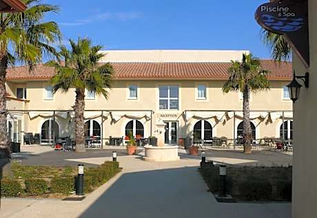 Hôtel Restaurant Les Jasses de Camargue