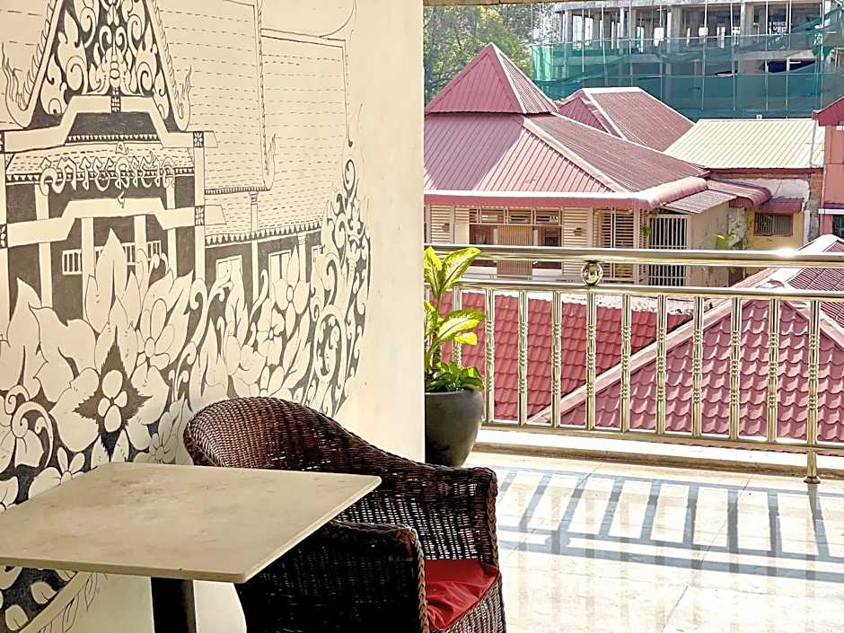 SKY Residence - 50m to Museum and Riverside