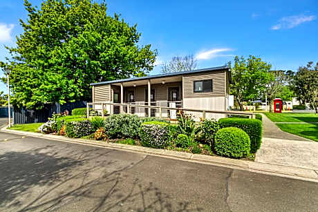 Traralgon Holiday Village