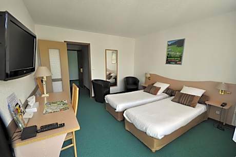 Standard Twin Room with Shower