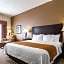 Comfort Inn & Suites Lawrence