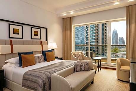 Three Bedroom Family Suite With Complimentary Resort Beach & Pool Access, Capacity 7 Guests