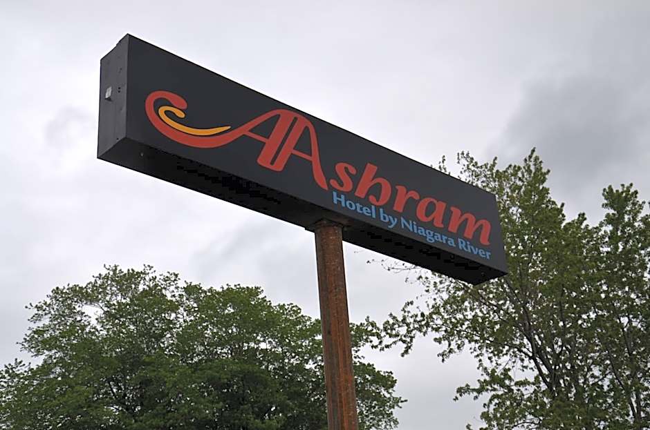 Aashram Hotel by Niagara River