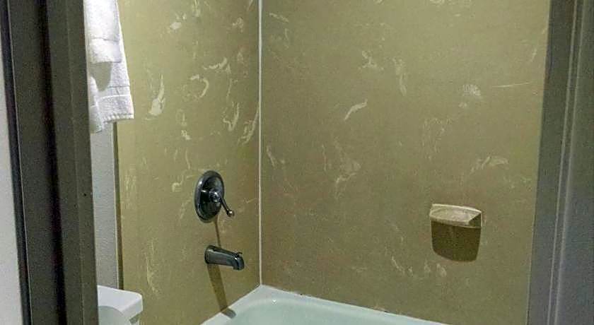 Quality Inn & Suites Stuttgart North