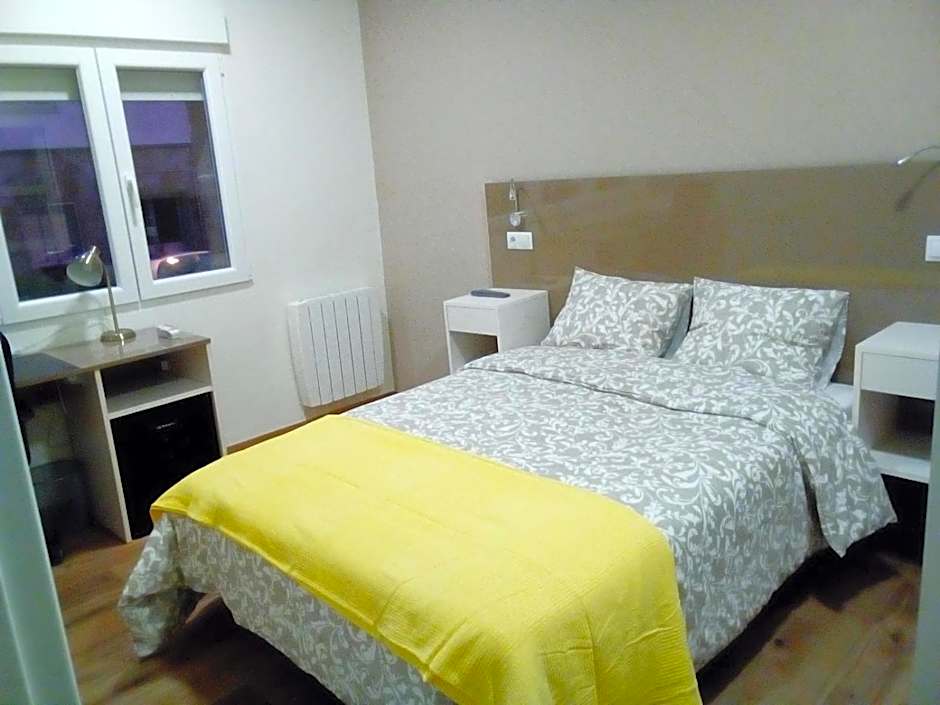 RESIDENCIA COMPOSTELA 2