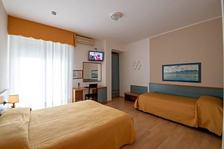 Triple Room with View