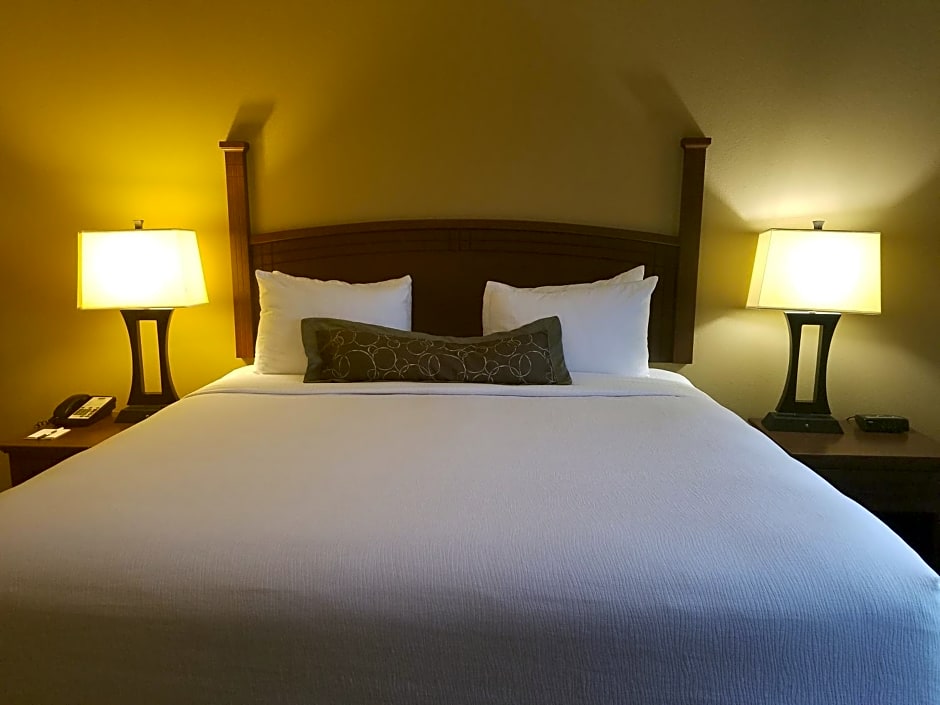 Staybridge Suites Rogers - Bentonville, an IHG Hotel