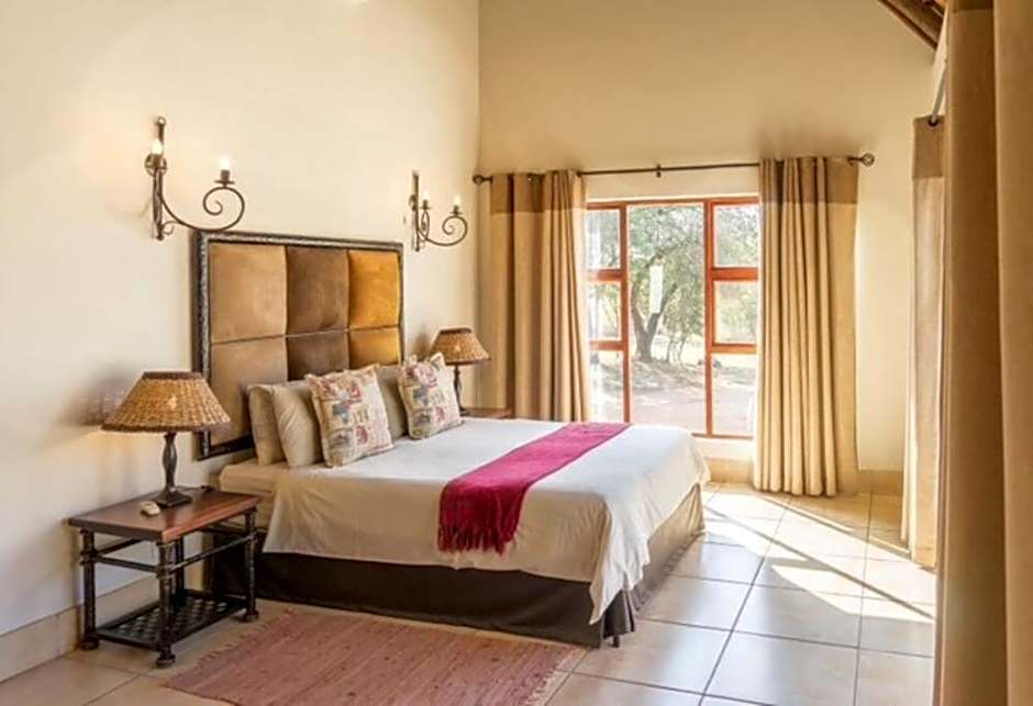 Zebula Golf and Wildlife Estate - Hornbill Paradise Pax 8 - Moi Signature Luxury villa