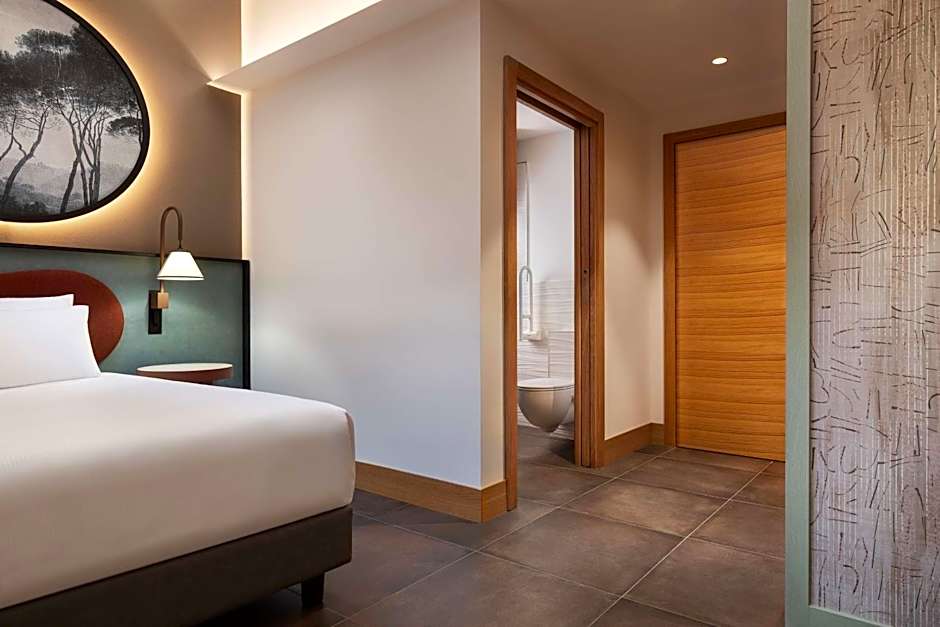 Spring House Hotel Rome Vatican, Tapestry Collection Hilton