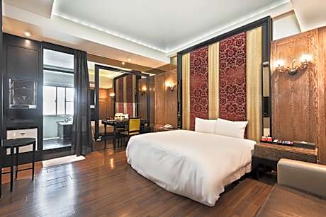 Standard Double Room  (Check-In After 18:00)