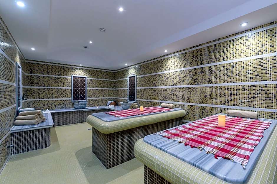 St.George Ski & Holiday