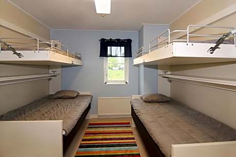 Budget Quadruple Room with Shared Bathroom