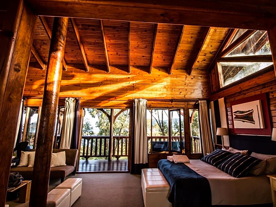 Photo 1 of 7 of Suite