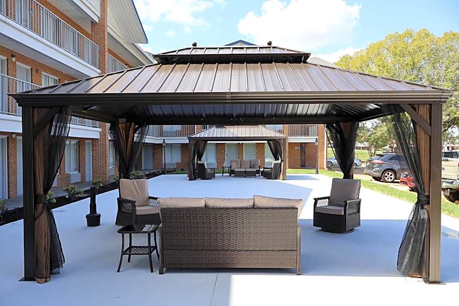 Days Inn & Suites by Wyndham Bossier City - Casino Area