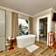 Amberhall Guesthouse