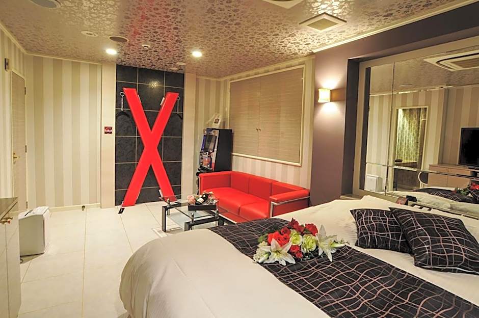 Hotel Grande (Love Hotel)