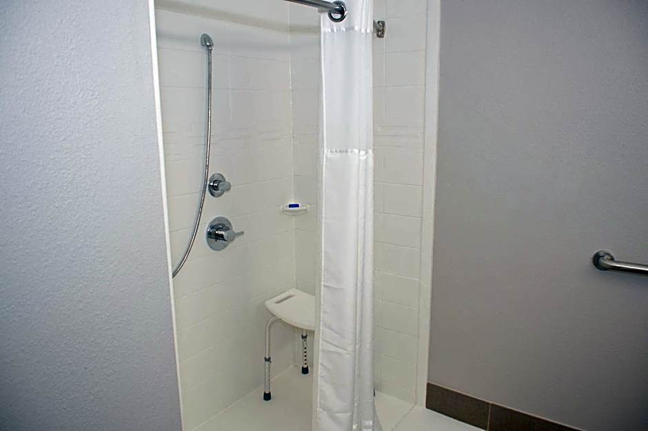 Garner Hotel Longview South By IHG