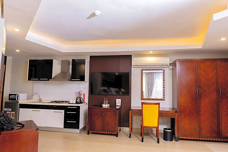 Royal Suites Hotel-Kampala