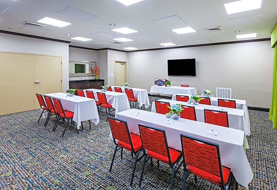 Hampton Inn By Hilton & Suites Houston/League City