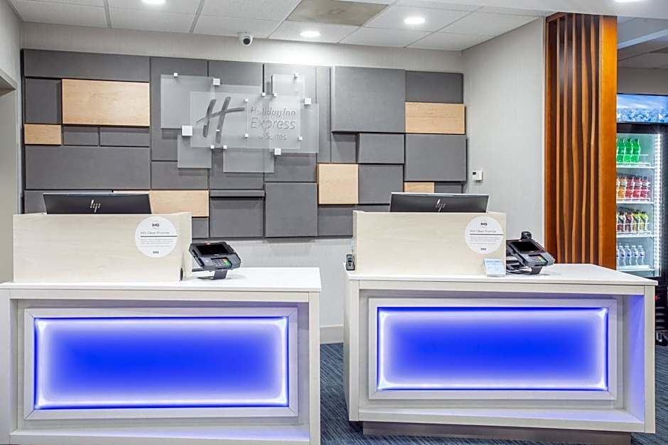 Holiday Inn Express Hotel and Suites Fort Wayne By IHG