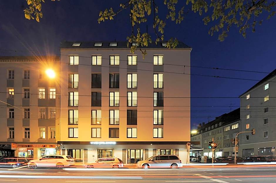 VI VADI HOTEL BAYER 89