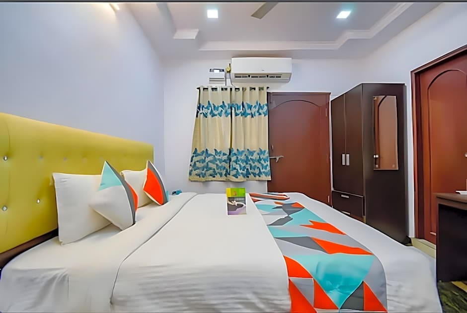 Prince Holiday Inn by OYO Rooms – Visakhapatnam, WI