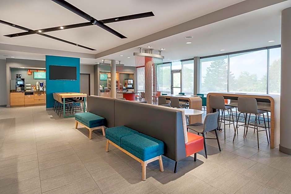 Avid Hotels Milwaukee West Waukesha By IHG