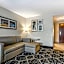 La Quinta Inn & Suites by Wyndham Batavia
