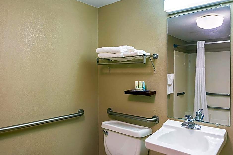 Quality Suites