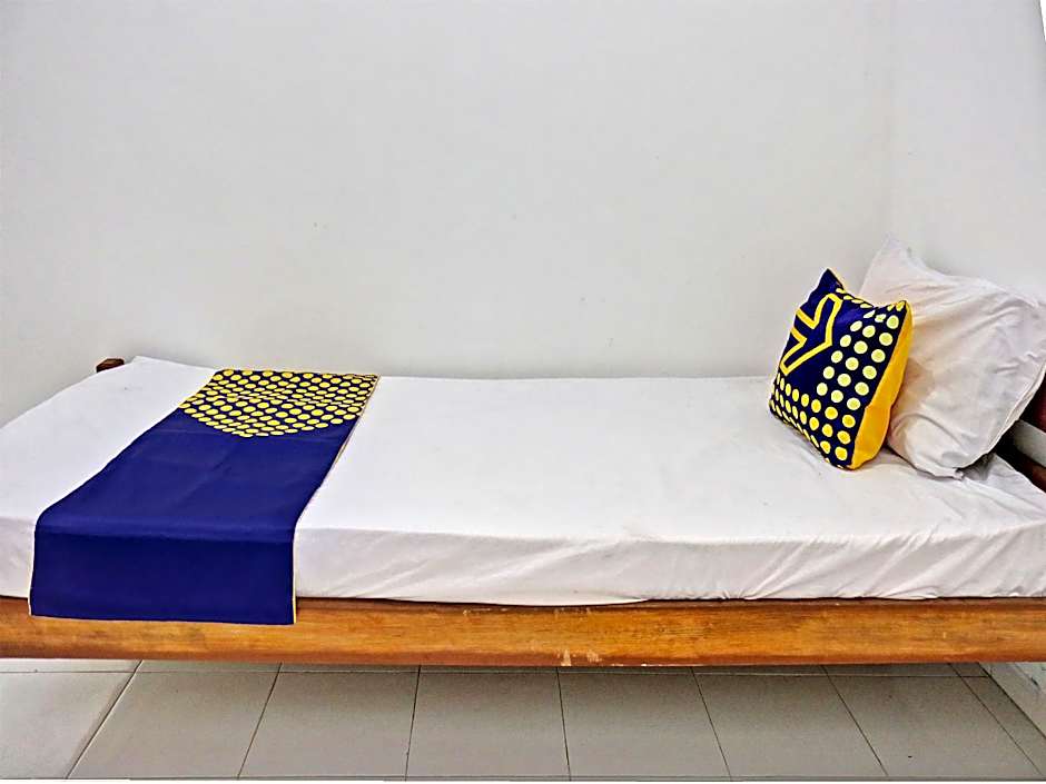 SPOT ON 92916 Batu Mas Homestay Syariah