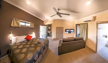 Broken Hill Outback Resort
