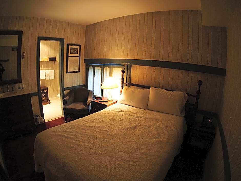Duling Kurtz House & Country Inn