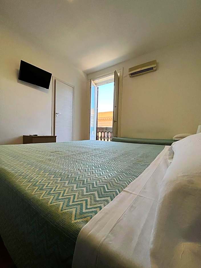 38 Aira Hotels