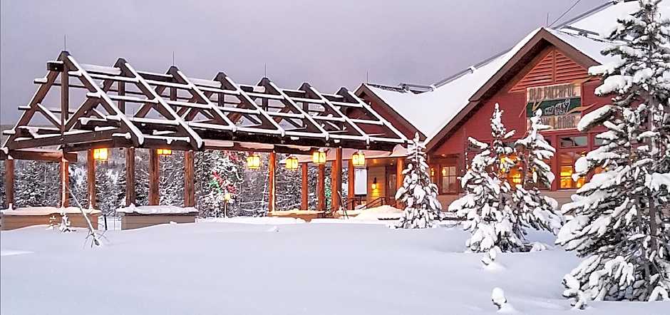 Old Faithful Snow Lodge & Cabins - Inside the Park