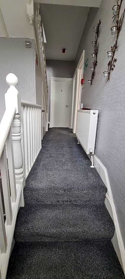 The Roslyn Guest House