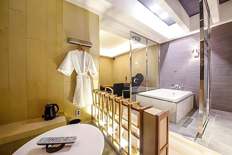 Hotel Oscar Seomunmarket