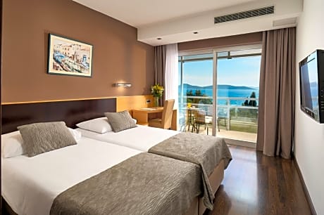 Junior Suite with Balcony