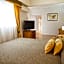 Tritone Hotel