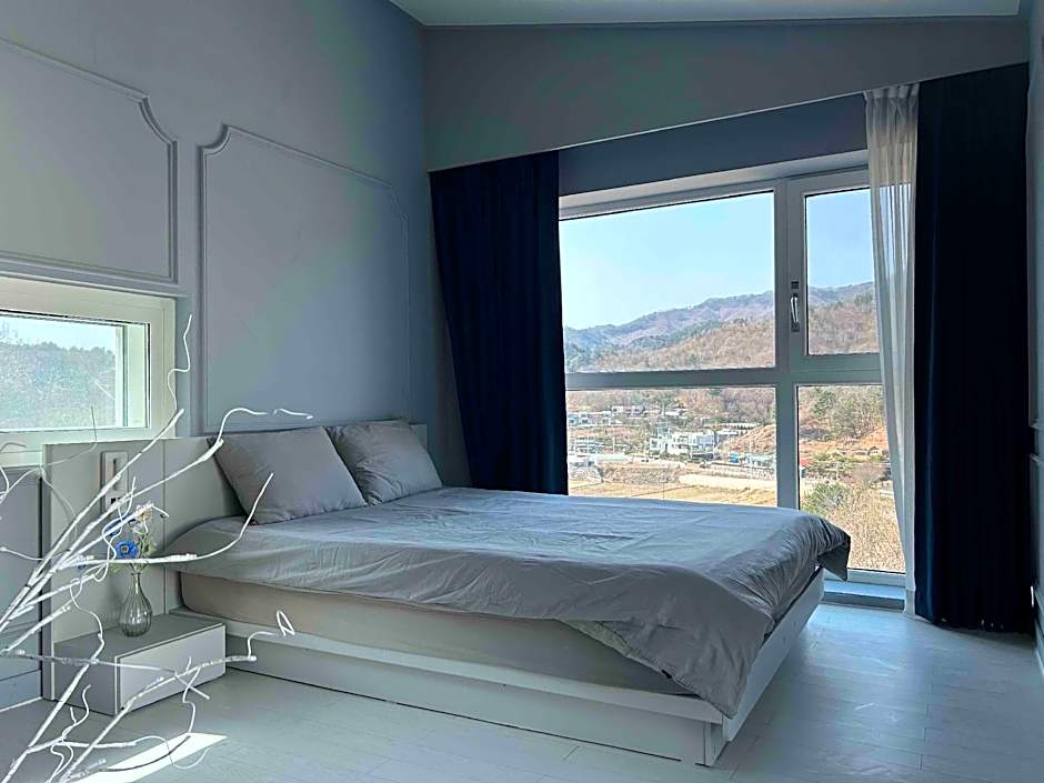 Gapyeong Pool Villa Lavelo Pension