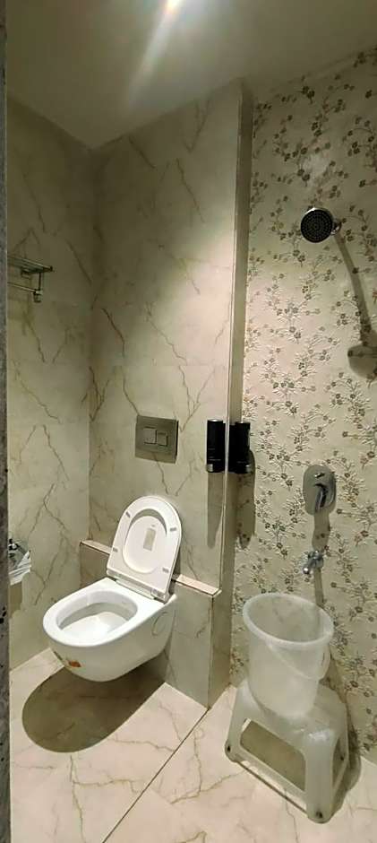 Hotel Jay Palace Inn, Solapur
