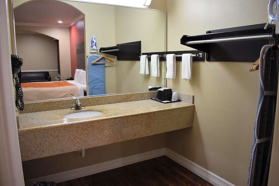 Platinum Inn Katy