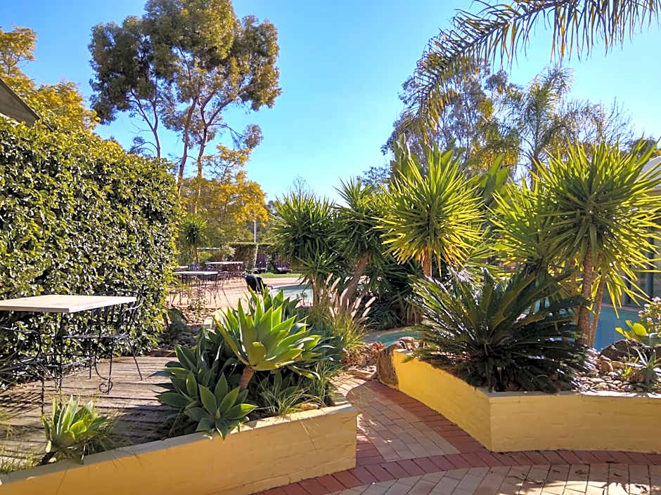 Madison Spa Motel - Adults Only