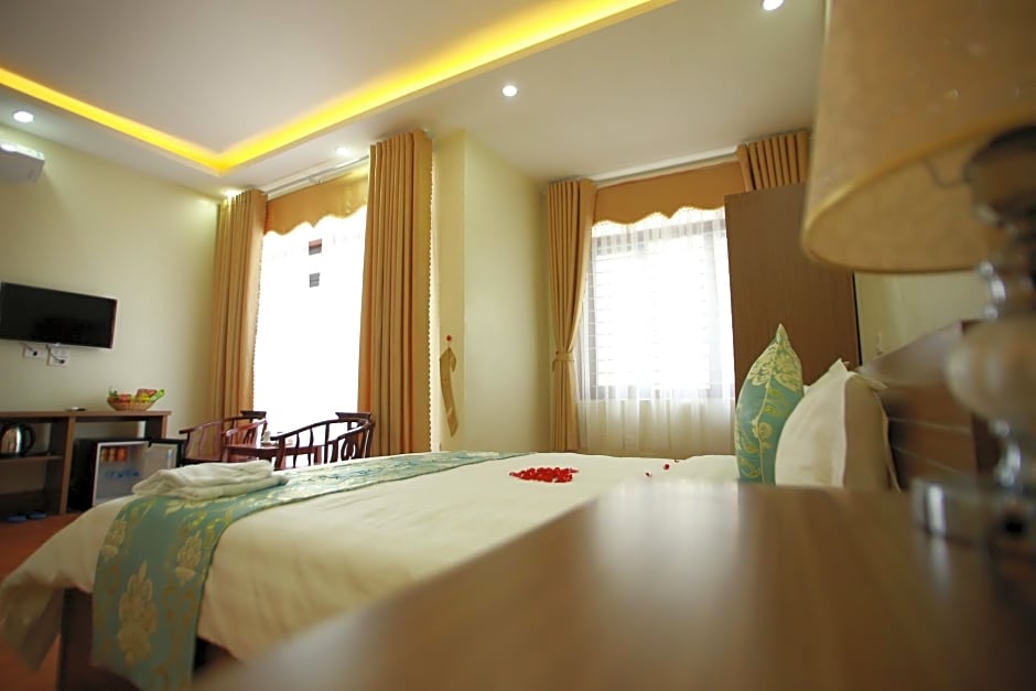 Family Airport Hotel