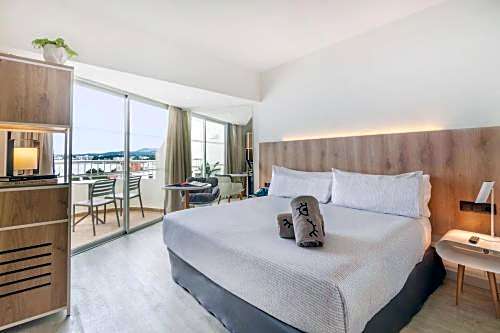 INNSiDE by Melia Ibiza Beach