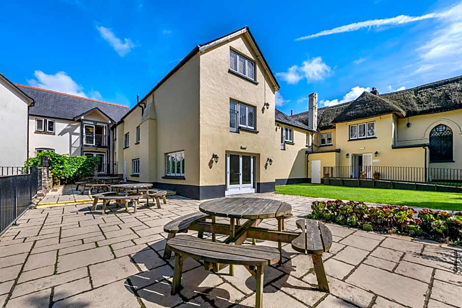 Woodford Bridge Country Club