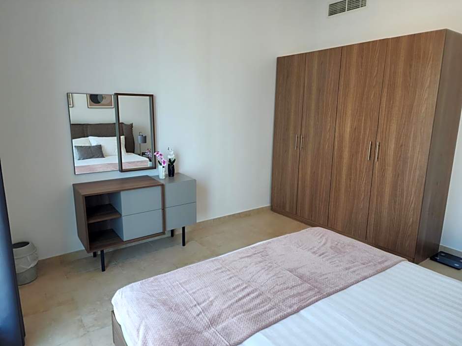 Preatoni Tower - JLT by Golden Casa